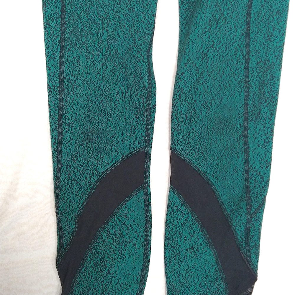 🔥 Lululemon leggings, size 6 - Picture 10 of 11